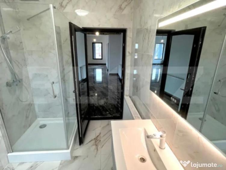 Lini?te, spa?iu ?i elegan?a casa superba langa - 16