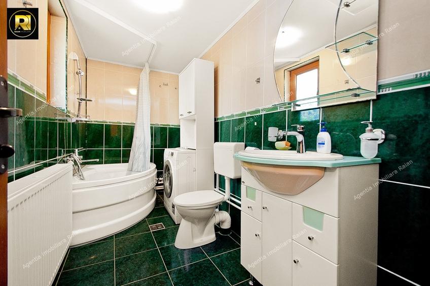 Vanzare Proprietate mixta si Afacere la cheie in Sat Costi, teren 400 mp - 10