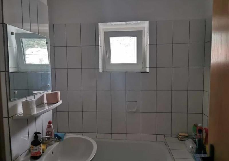 Apartament 2 camere, decomandat - zona Racadau - 2