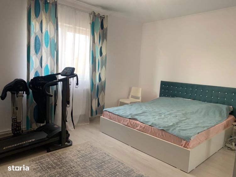 Valul Traian- Casa P+M,5cam 2bai 400 mp gaz pret.160.000 euro - 18