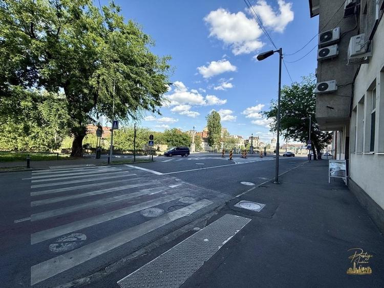 Apartament modern cu 4 camere in zona Ultracentrala - Oradea - 22