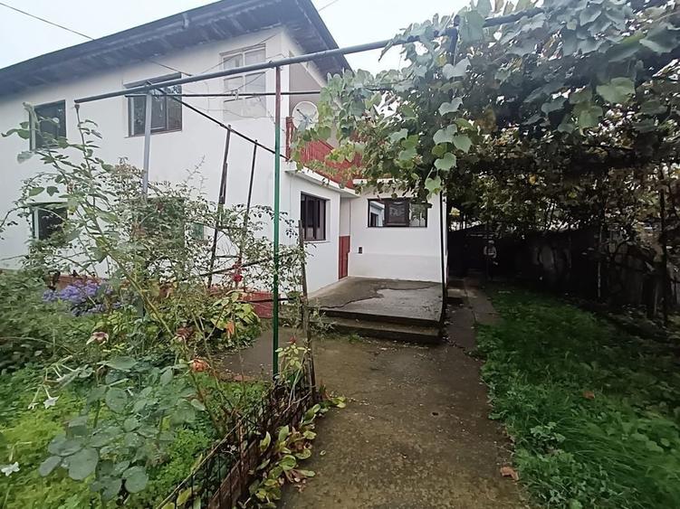 Casa de vanzare in Savinesti - 8