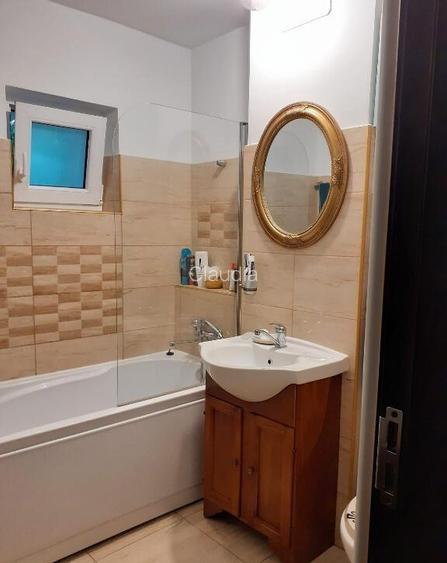 Apartament de 3 camere ASTRA,str Saturn