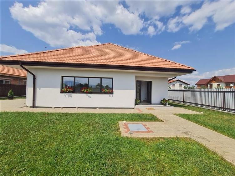 Distinctie rezedintiala pe 4 camere, 500 mp teren, Harman - 23