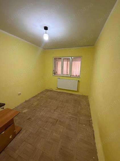 Vanzare apartament cu 2 camere, Micro 19, parter, pret 42500 euro. - 2