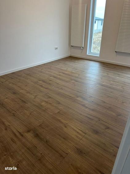 Vand casa individuala cu etaj Dragomire?ti Deal strada Crizantemelor - 10