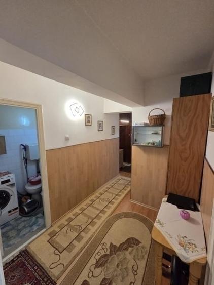 Apartament 3 camere decomandat cu 2 bai - etaj 2 - 1980 - 3