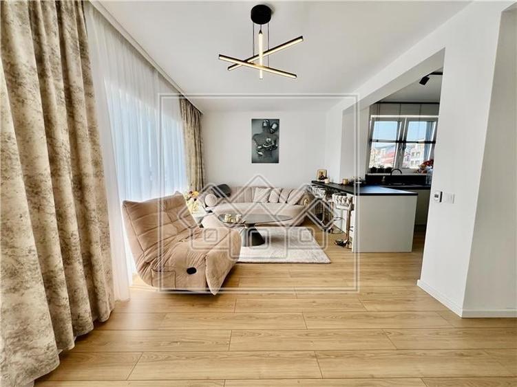 Ap. 2 camere, etaj 1/2, intabulat, mobilat si utilat - 1