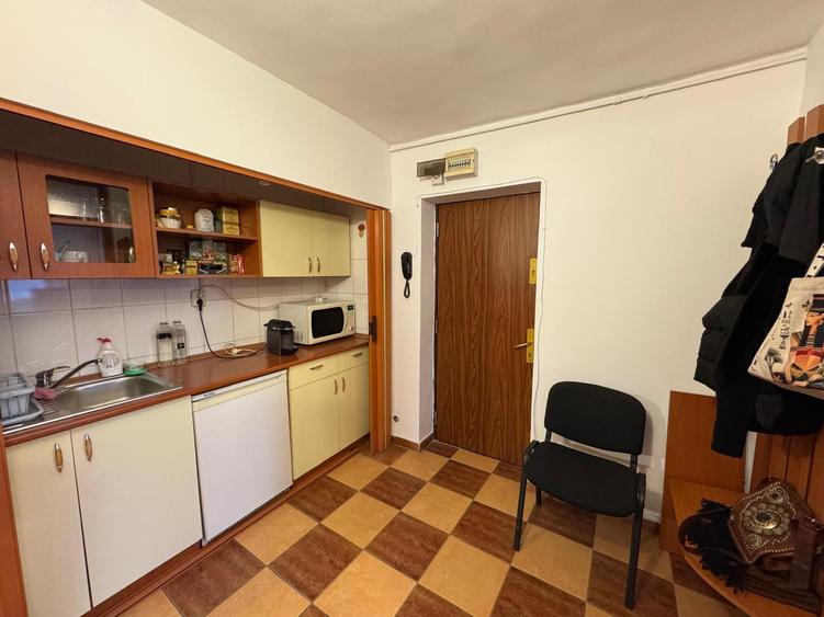 Inchiriere doua camere mobilate/utilate sistem co-working Stirbei Voda Tribunal - 8