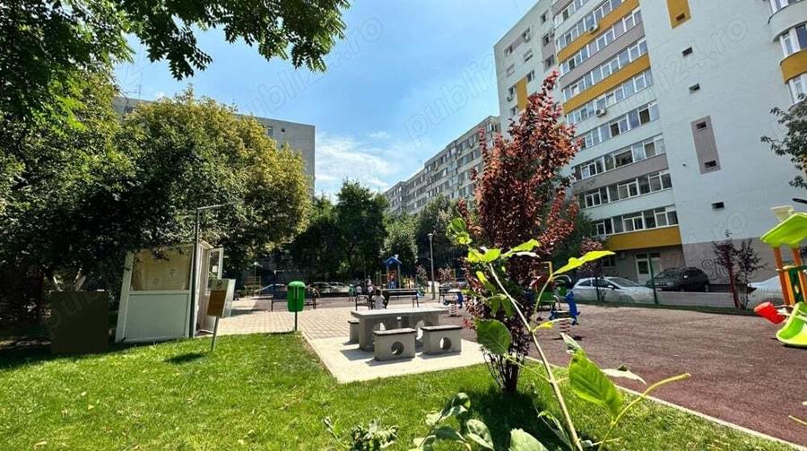 Vanzare apartament 4 camere - 3