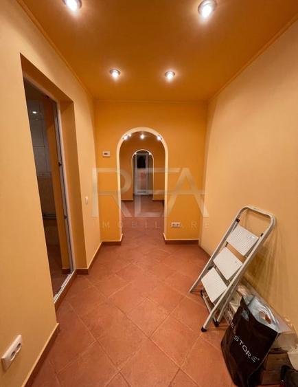 Apartament cu 3 camere la 13 minute de mers pe jos de metroul 1 Decembrie 1918 - 17