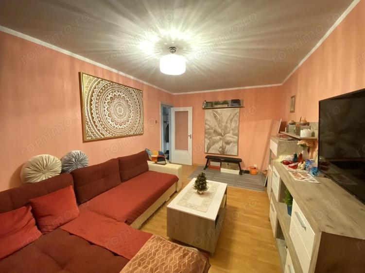 Apartament 3 Camere, Decomandat, Etaj 3, Garaj, Aradului, Comision 0% - 10