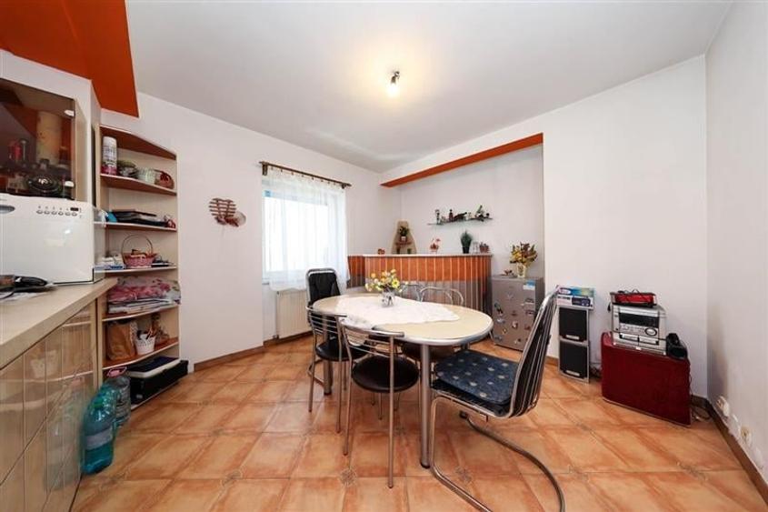 Vanzare Casa zona Tractorul, teren aferent 700 mp - 36