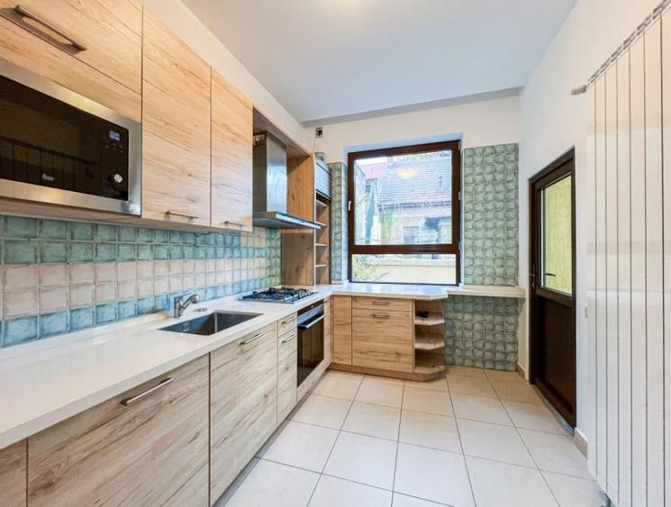 Vila P+E+M Floreasca - 6