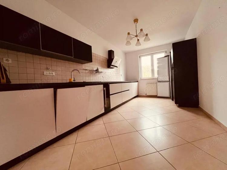 Casa de inchiriat cu sauna si piscina in complexul Gradinile Soarelui - 4