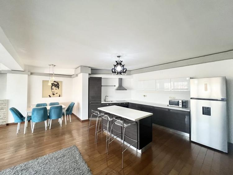 SPATII GENEROASE / VIEW DEOSEBIT PENTRU ZONA / TERASA 40MP - 1