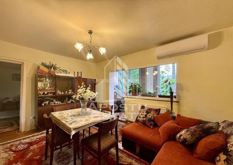 Apartament 3 camere, 2 bai, etaj intermediar, Complexul S... Apartament 3 camere, 2 bai, etaj intermediar, Complexul S...