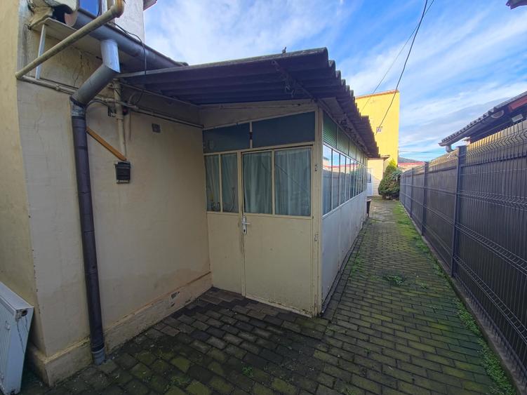 Casă individuală renovabila si spațiu comercial P+1  Zona Coiciu - 6