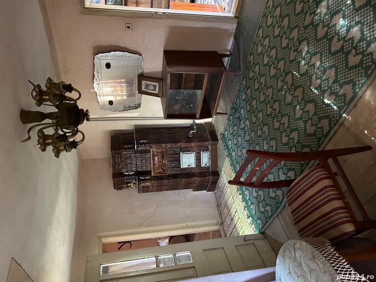 Teren intravilan si casa batraneasca - 9