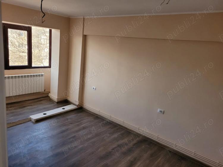 Vand apartament 3 camere - 1