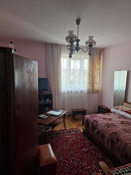 De Vanzare Apartament 3 camere et 4 zona centrala Suceava - 3