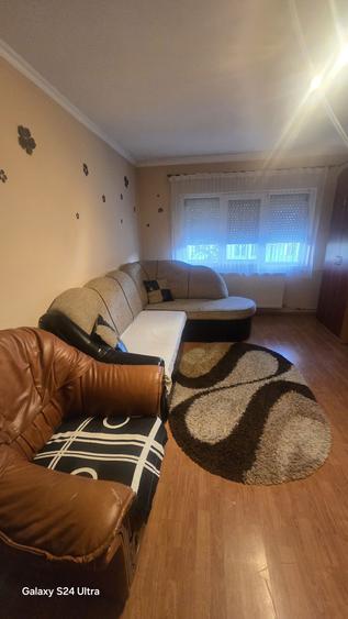 Inchiriez apartament 2camere - 1