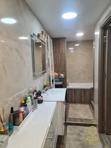 Casă cu 5 camere, S+P+Mansarda-zona centrală Oradea(Strada Primariei) - 6