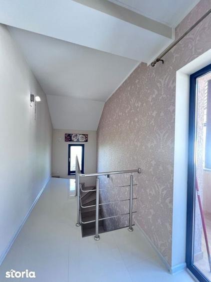 Vila Superba pentru 2 familii /9 Camere /Curte 721 - 13