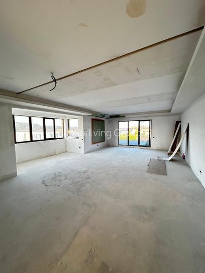 Penthouse cu 4 camere Pipera Lux - 281 mp - Padure - Colt de Rai