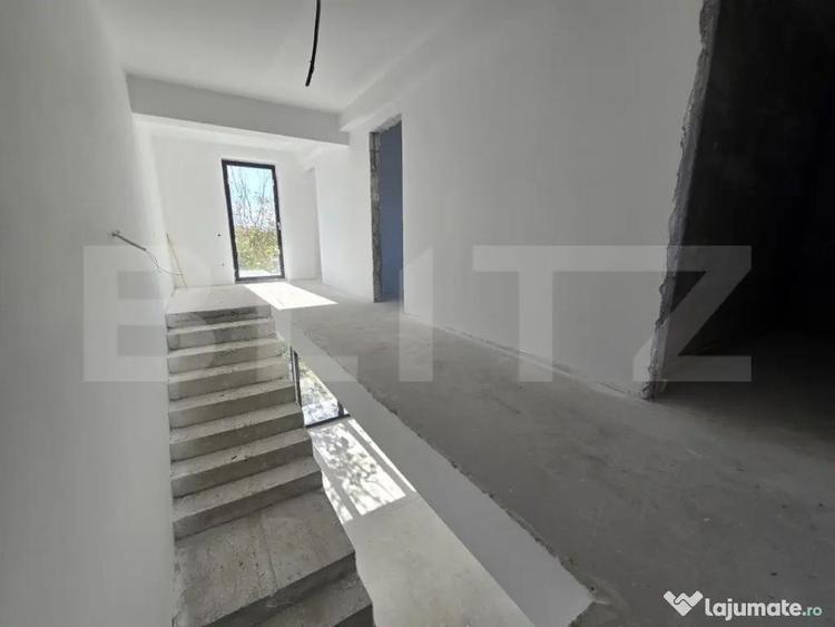 Casă cu 4 camere cu Teren 250 Mp în Jucu