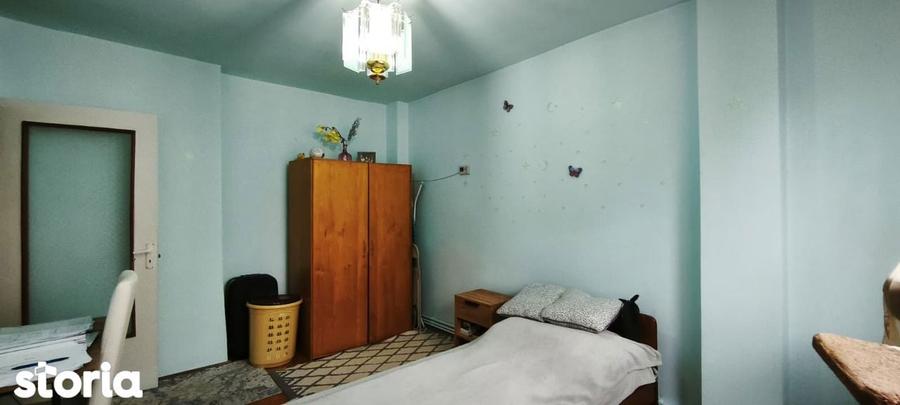 Ap. 3 cam, 2 bai, Centru - Domus, etaj 1, bloc 1990 - 1