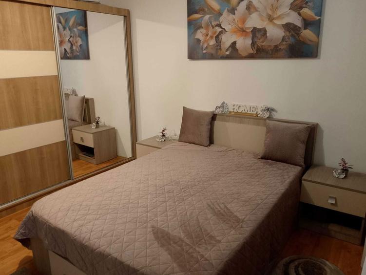 Apartament 3 camere, Titan Baraje - 1