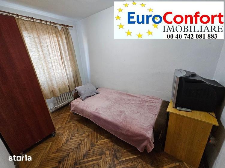 Vindem apartament 3 camere Arad, str T Vladimirescu - 4