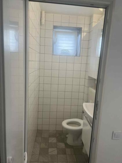 Inchiriez apartament 2 camere confort 3 - 7