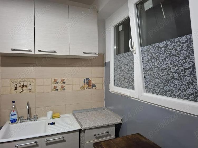 Apartament 2 camere decomandat -zona Favorit - 3