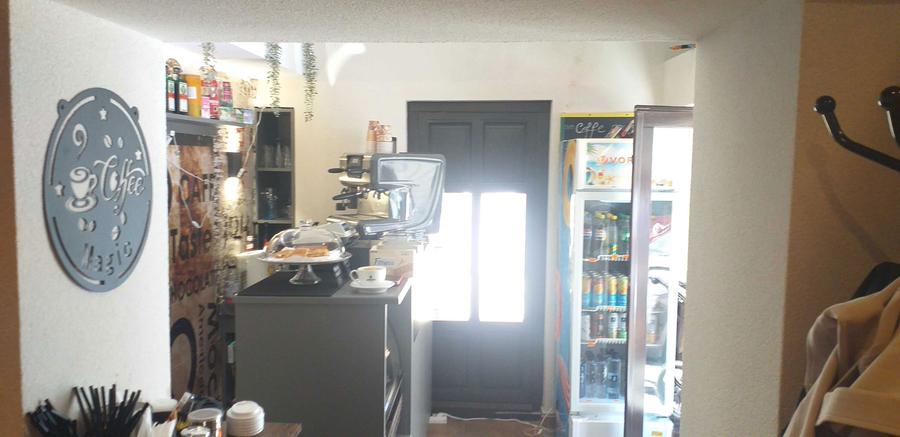 Vand afacere caffe-bar zona Republicii Brasov - 1