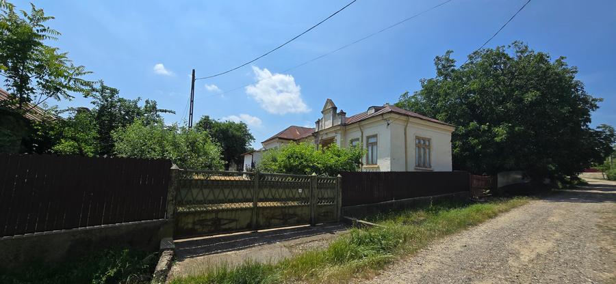 Conac boieresc de vanzare Jaristea-Varsatura - 3