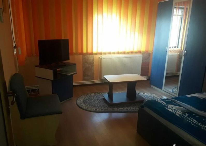 1 camera in zona Gheorghe Lazar - 2