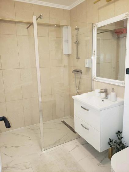Apartament cu 2 camere decomandat în Port
