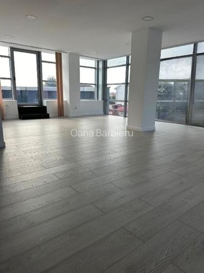 Bd. Mamaia, spatiu birouri, 113 mp., renovat, PARTIAL UTILITATI INCLUSE