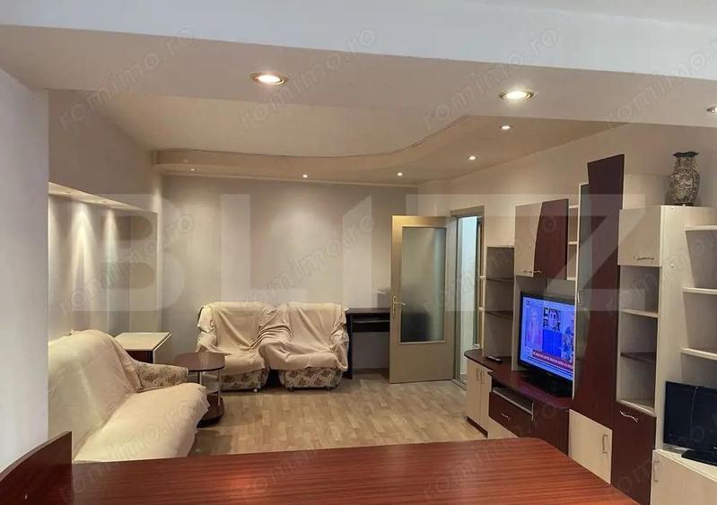 Apartament 4 camere, 80 mp, zona Nicolina - 3