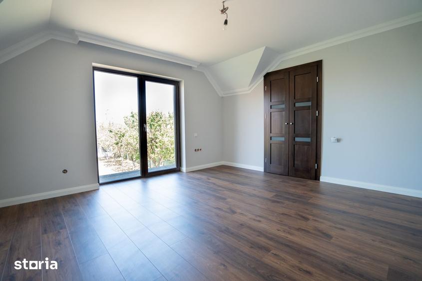 Casa Episcopia cu 774 mp teren, 4 dormotoare - 4