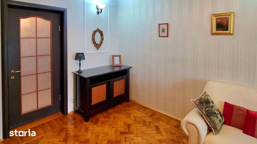 Apartament cu 2 camere semidecomandat, mobilat în Pantelimon