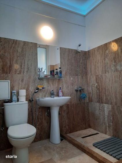 Studio lux Piata Romana vanzare 40mp - 2