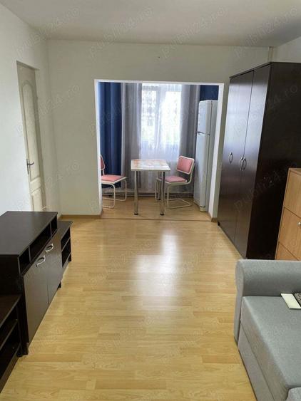 Garsoniera (Gaze Trase) Casa Car?ii Etaj 3 din 4 - 4