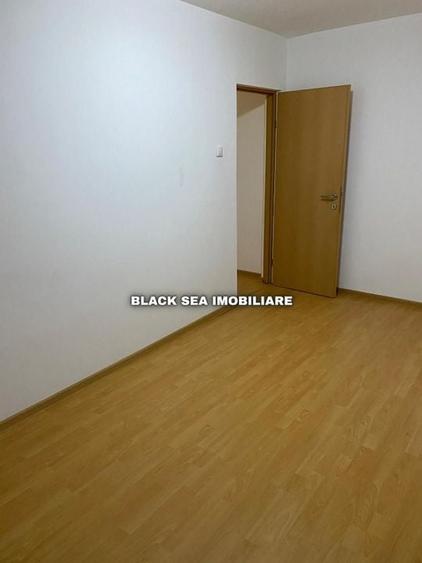 Apartament 3 camere de vânzare – Tomis Nord / Cireșica - Ocazie - 3