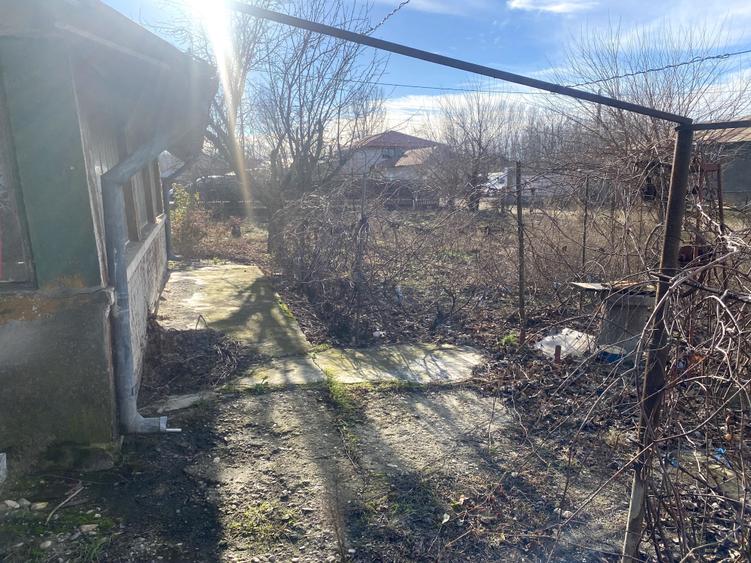 Casa batraneasca Comuna Crivat Jud.Calarasi direct proprietar - 2