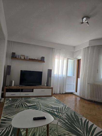 Garsoniera etaj 1 UMT balcon baie si bucatarie din constructie amenajata integral mobilata utilata - 7
