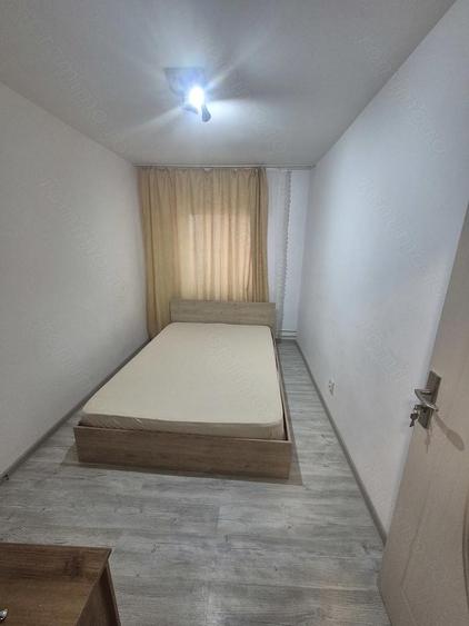 Apartament 3 camere Micro 2 se vanzare - 1