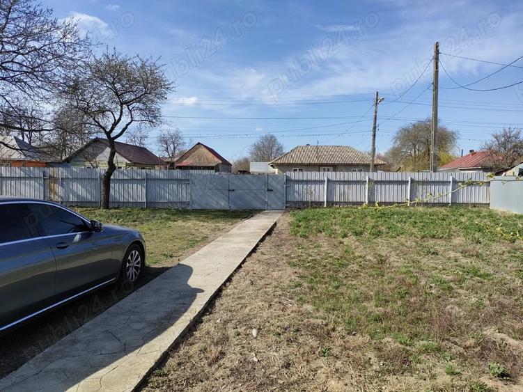 Vand casa la tara - 5